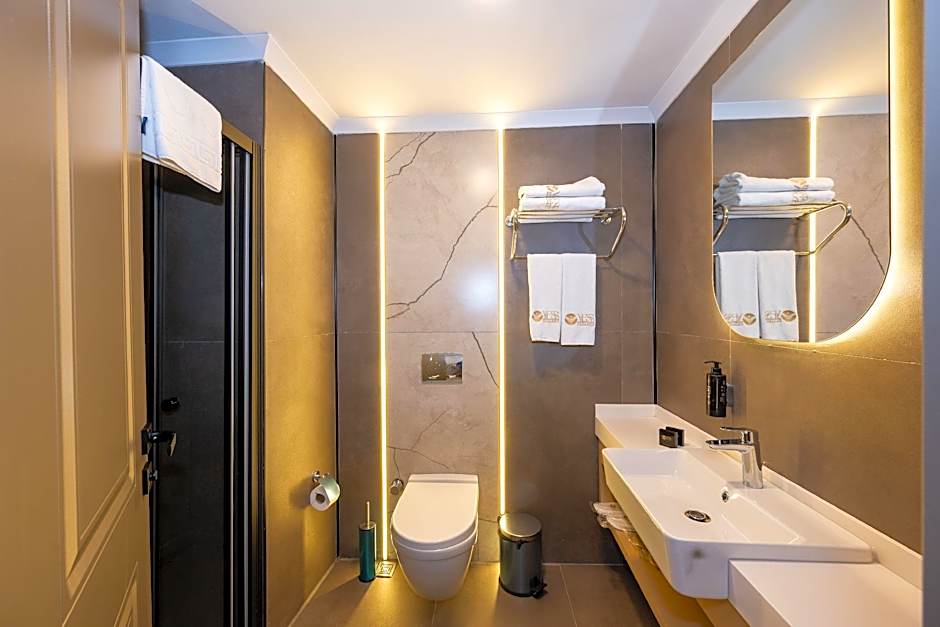 VESS Hotel & SPA