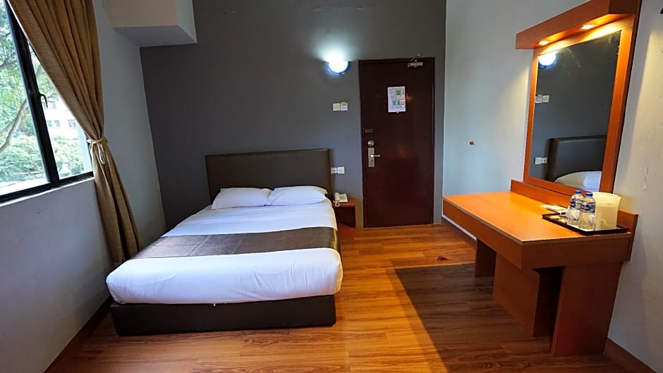 OYO 1230 Zen Zeng Budget Hotel