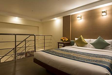 Duplex Quadruple Room