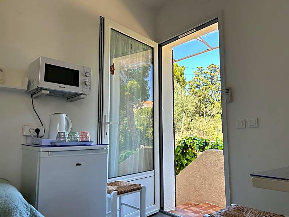 Hôtel Punta e Mare des Chambres ou des Appartements T2