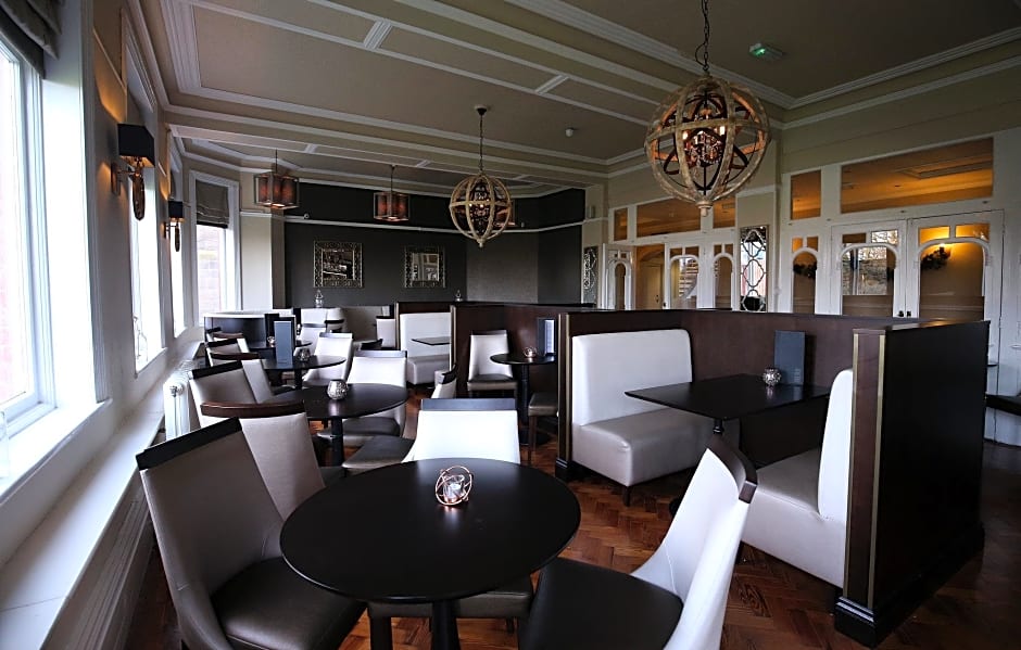 Leasowe Castle Hotel