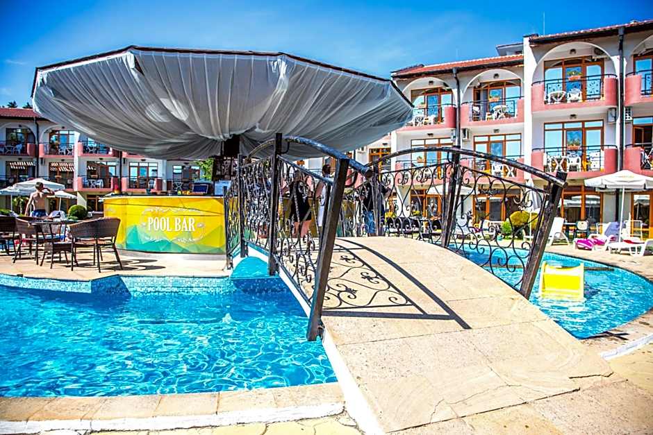 Complex Sunrise by HMG - All Inclusive