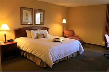 Hampton Inn Clinton