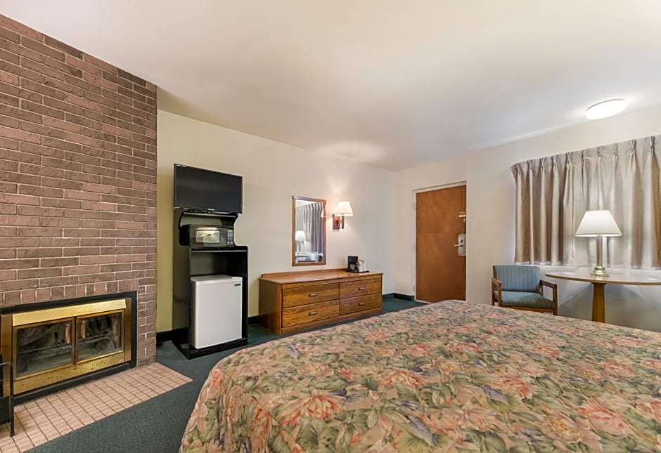 LeConte Motor Lodge A Ramada by Wyndham