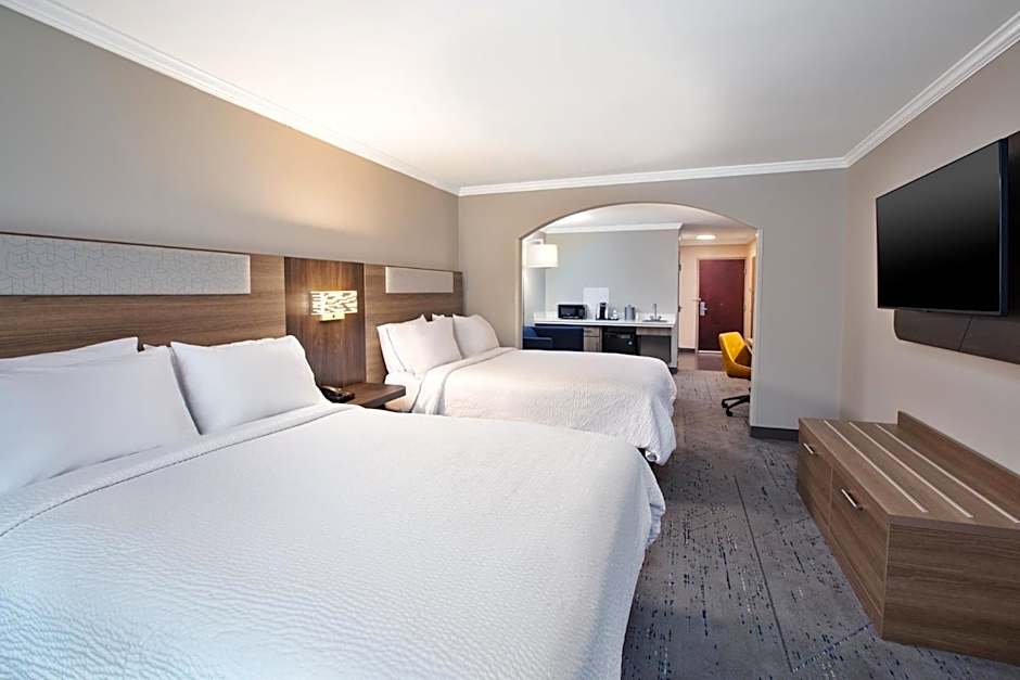 Holiday Inn Express Hotel & Suites - Sumter By IHG