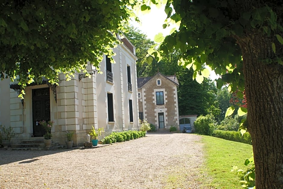 Le Chateau de la Barre