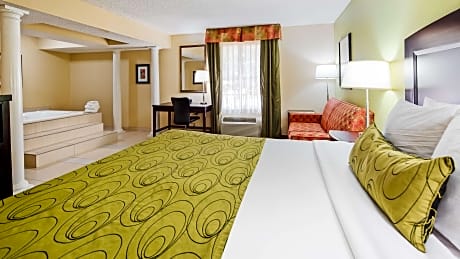 Suite-1 King Bed, Non-Smoking, Bridal Suite, Whirlpool, Microwave And Refrigerator, Full Breakfast