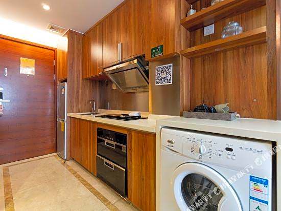 Yulou Jindian Apartment (Guangzhou Folk Finance Haizhu Square Subway Station Branch)