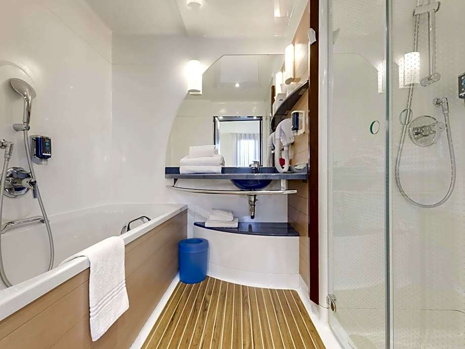 Novotel Suites Paris CDG Airport Villepinte