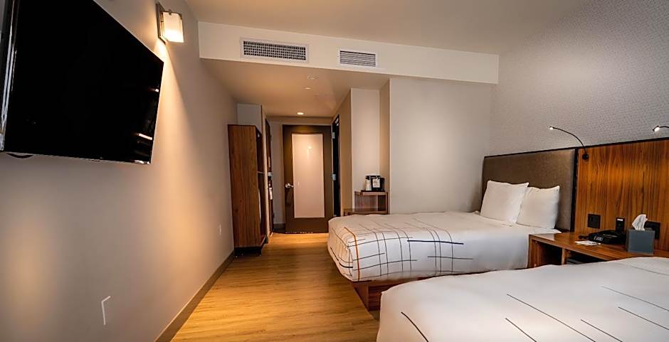 La Quinta by Wyndham Time Square South