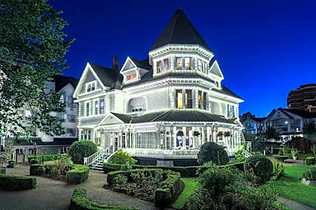 Pendray Inn and Tea House