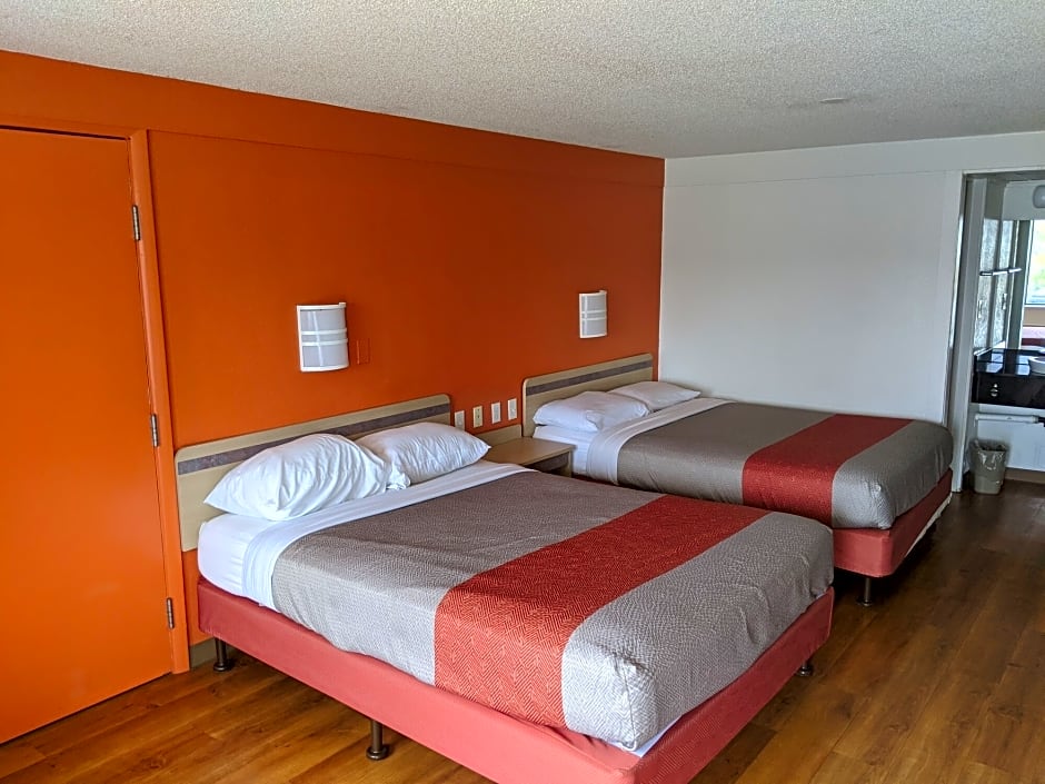 Rodeway Inn