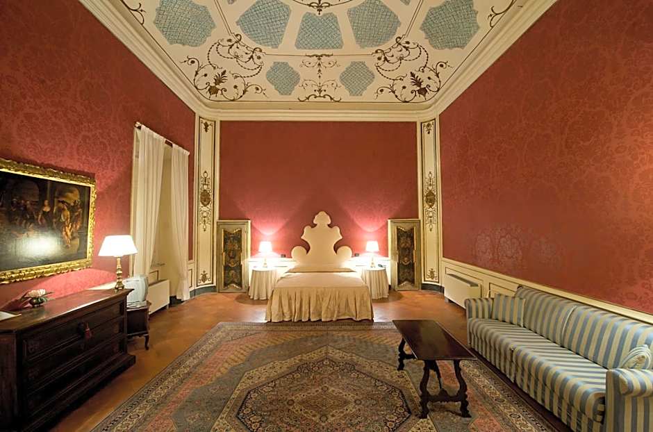 Palazzo Tucci Residenza d'epoca