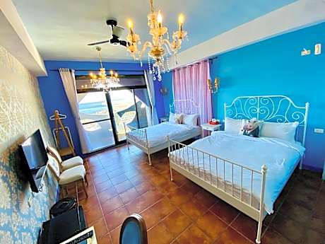 Quadruple Room with Sea View