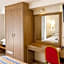 City Life Port Hotel