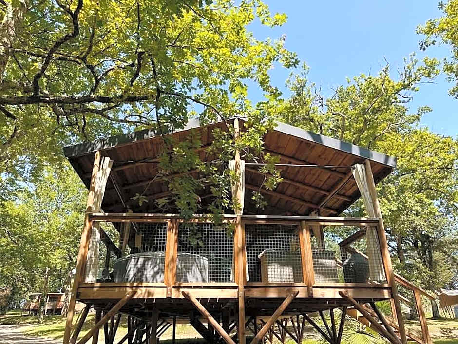 Whaka Lodge