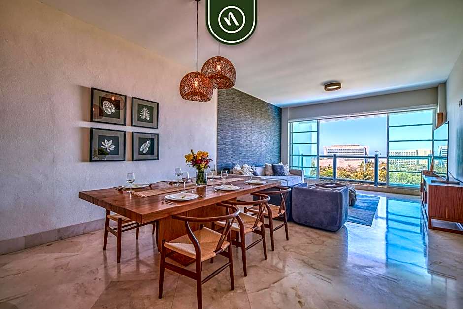 Amazing 2BR Condo with Pool and Access to VIDANTA