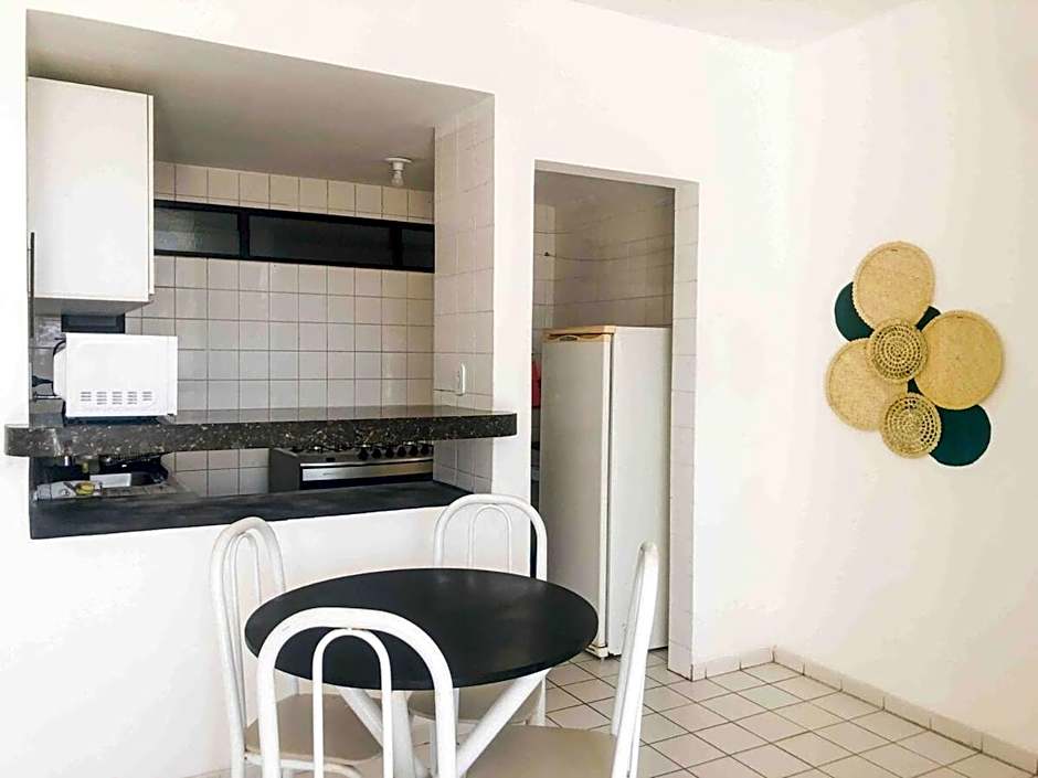 RF-86: Apê completo e aconchegante na Ponta Verde