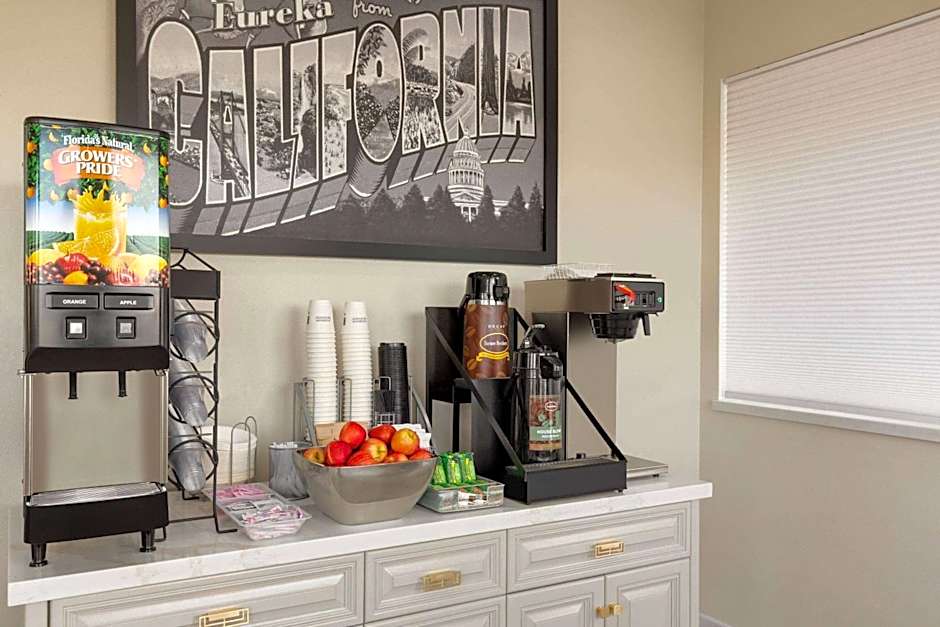 Super 8 by Wyndham Eureka