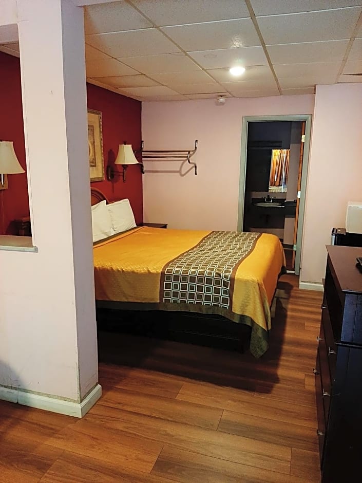 Travelers Lodge