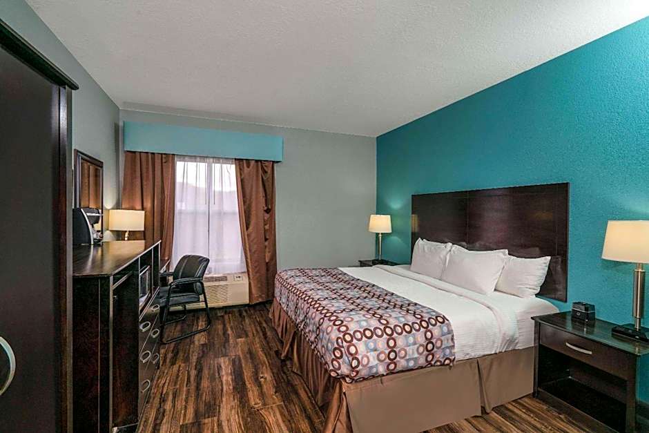 La Quinta Inn & Suites by Wyndham Knoxville East