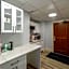 Solara Studio with Pool/Hot tub/Parking/Gym