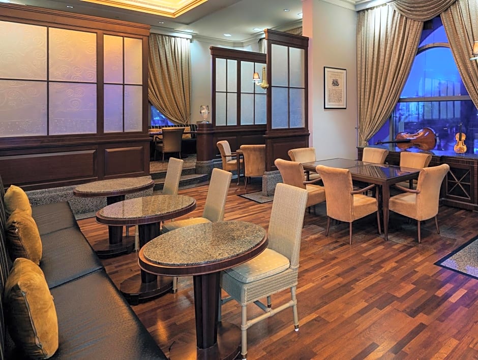 Sheraton Dammam Hotel & Convention Centre