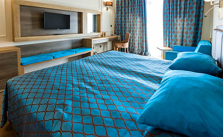 Tiara Beach - All Inclusive