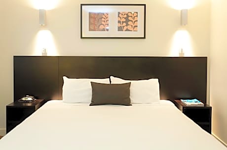 Deluxe Double Room with Spa Bath