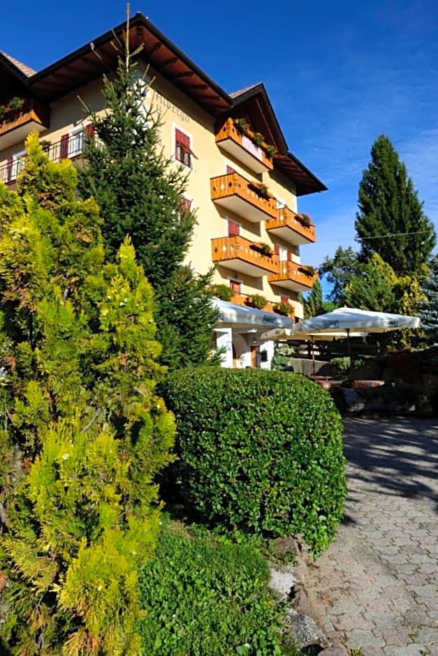 Albergo GARNI' AURORA