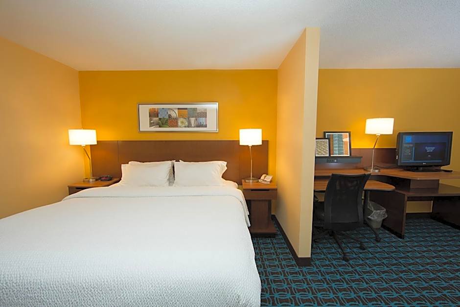 Fairfield Inn & Suites by Marriott Burlington