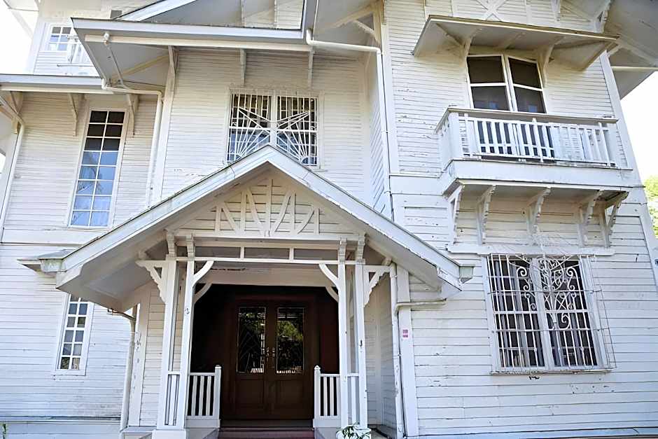 Villa Silvina Hotel and Restaurant