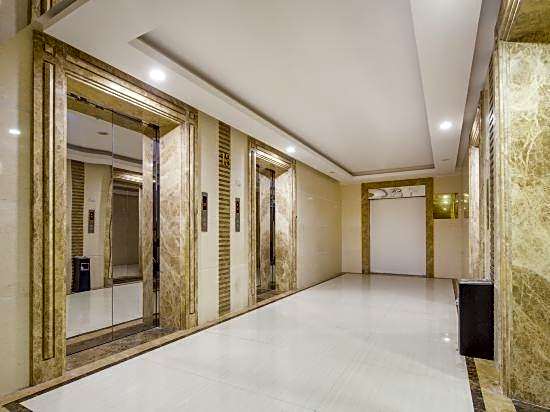 Youyou international apartment (Guangzhou Haizhu Plaza subway station private finance store)