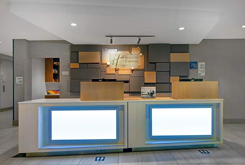 Holiday Inn Express Atmor By IHG