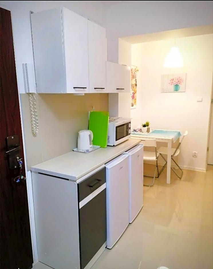 Ursus Rooms-Self Check-in