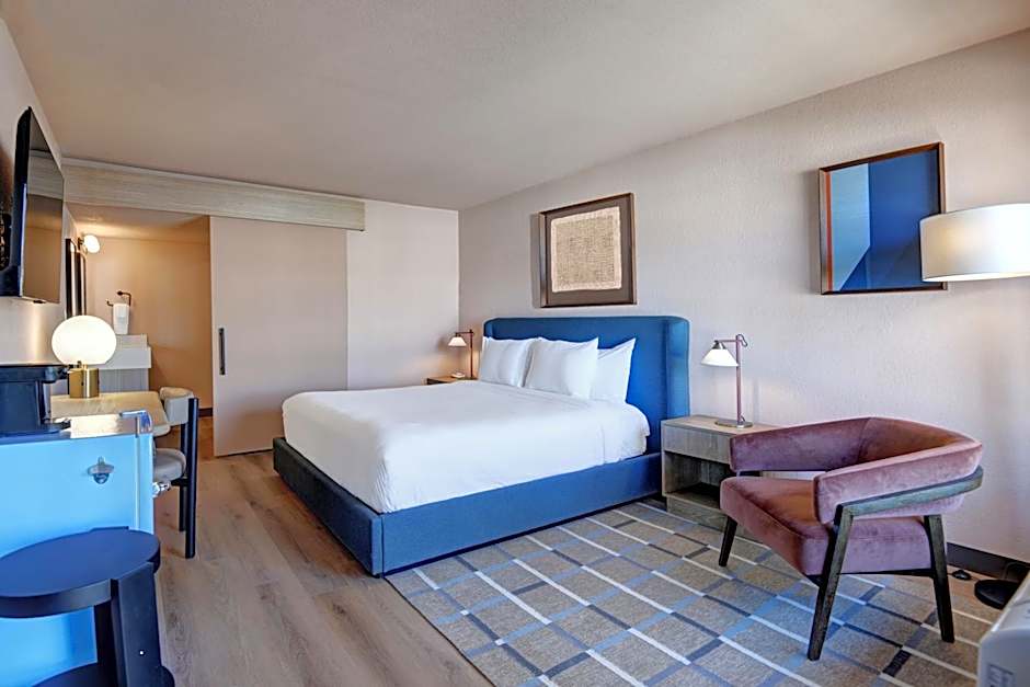 The Dunes Hotel (Palm Springs)