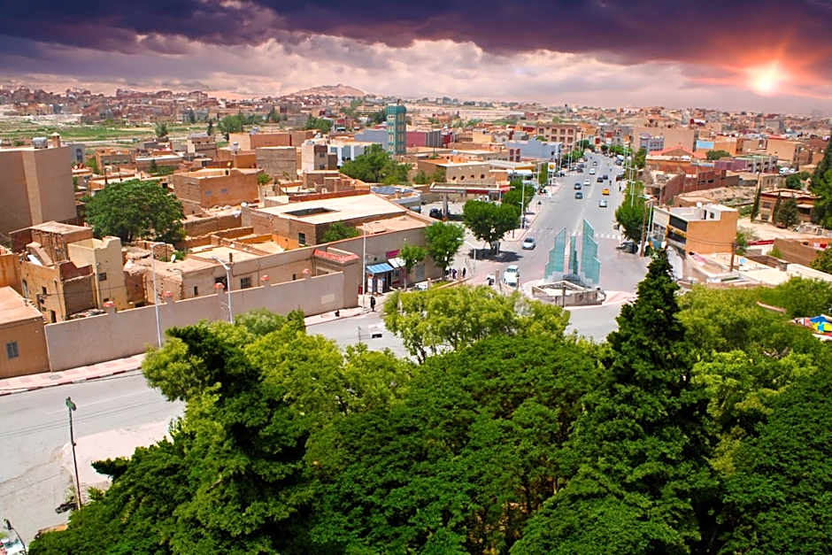 Hotel Restaurant Bougafer