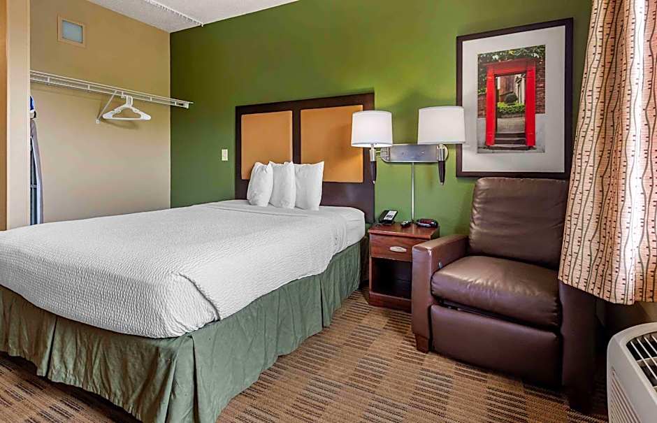Extended Stay America Suites - Edison - Raritan Center