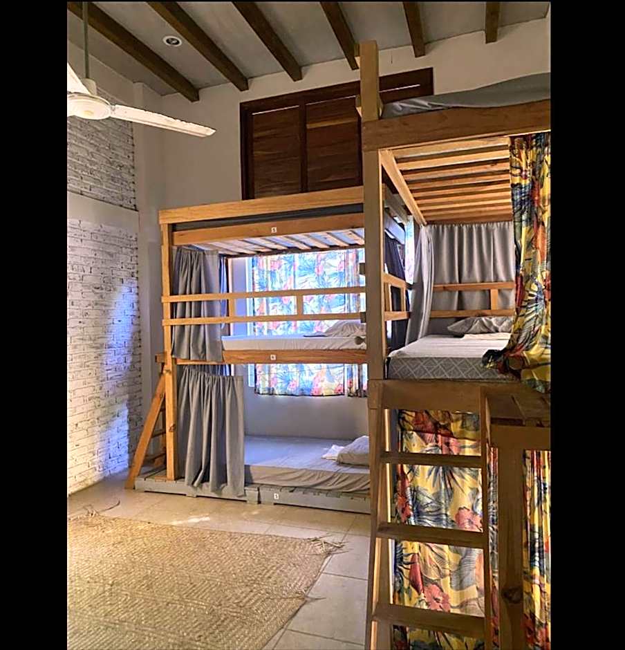 La Palmera Hostel