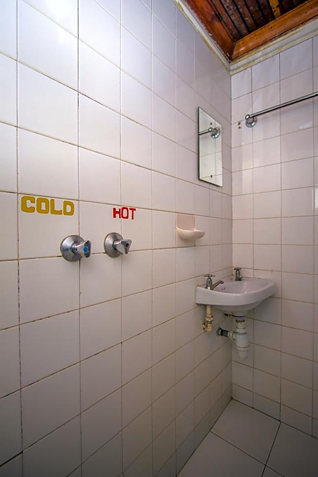 Sunshine Hotel Tengecha