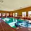 Comfort Inn & Suites Page at Lake Powell