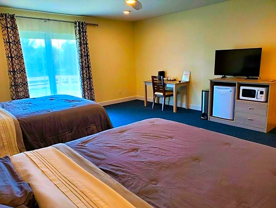 The Rivers Edge Motel