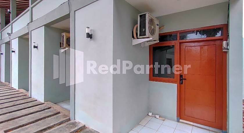 Saijaan Guesthouse UNEJ RedPartner