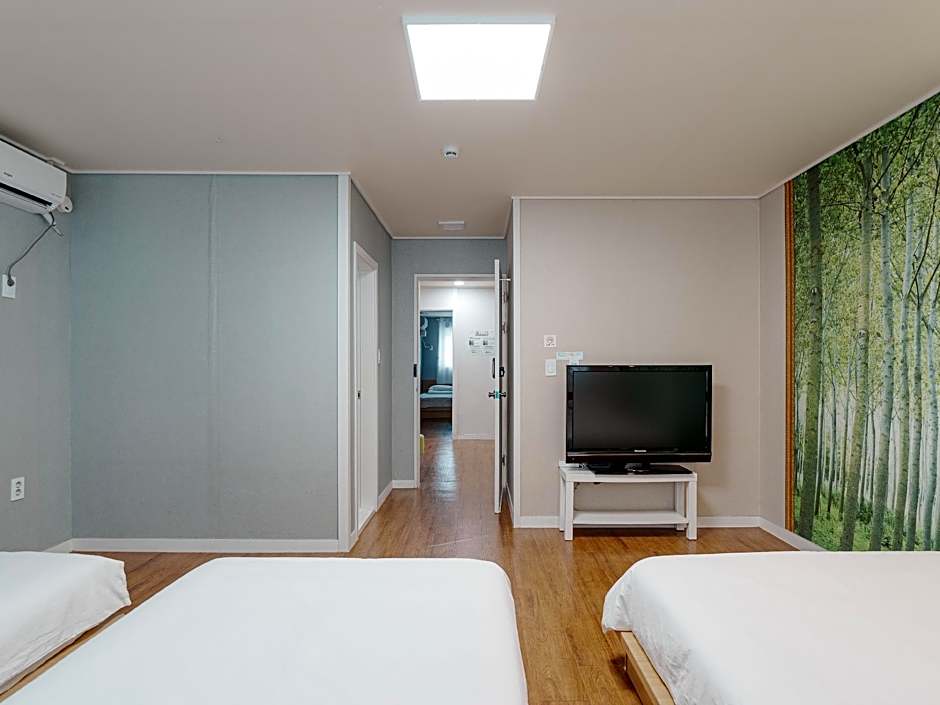 Rainboots guesthouse