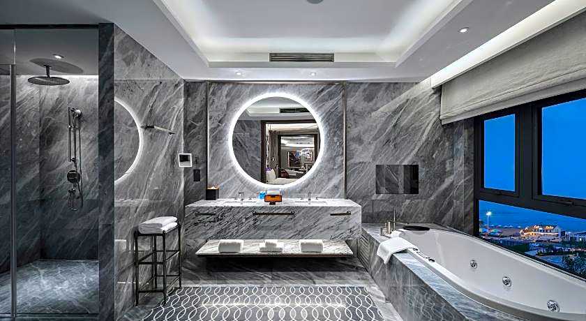 Hard Rock Hotel Dalian