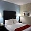 Holiday Inn Express Forsyth By IHG