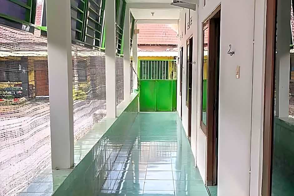 Griya Fadamas Syariah near Taman Hijau Demangan Madiun Mitra RedDoorz