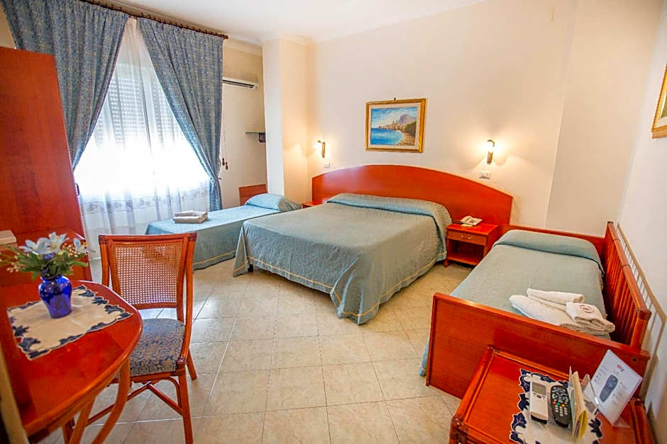 Hotel Mediterraneo