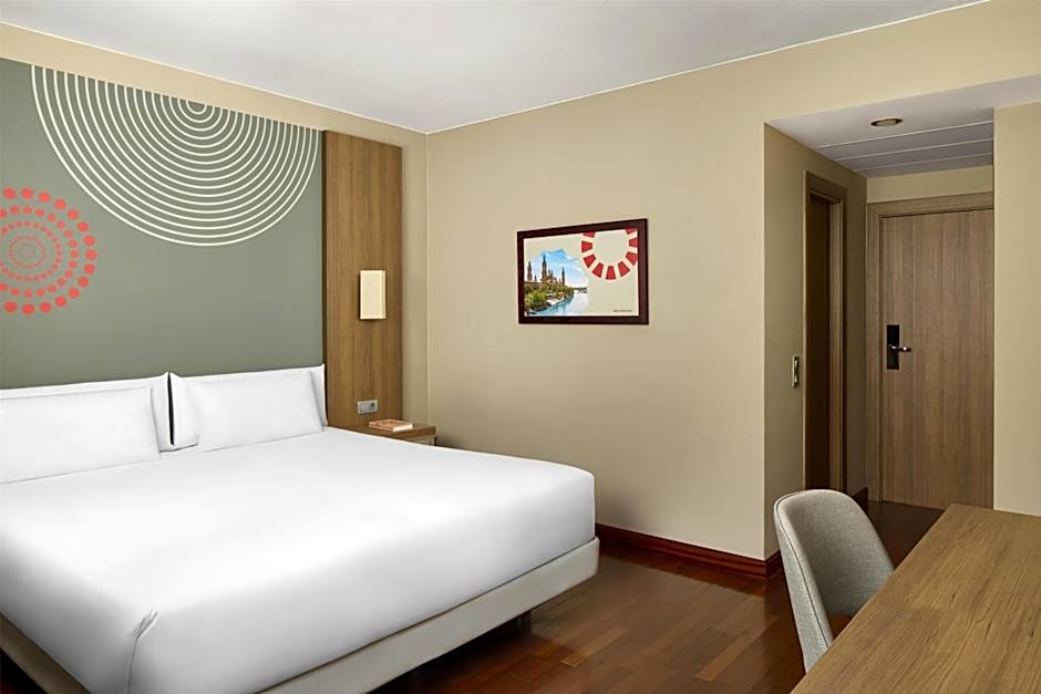 iStay by NH Zaragoza Sport Hotel