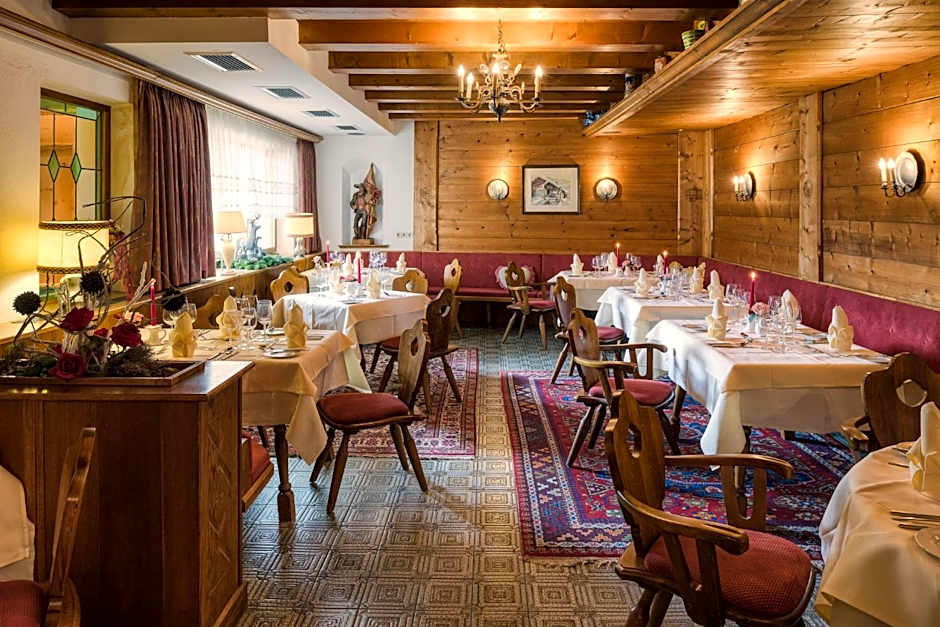 Hotel Alpenruh-Micheluzzi